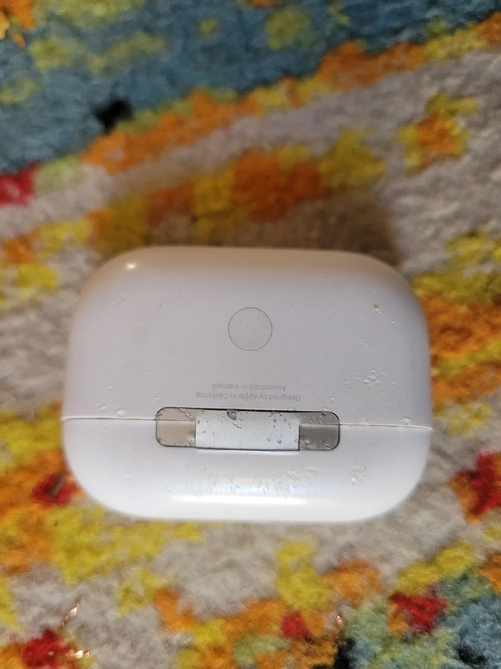 Apple White Wireless Earbuds Charging Case